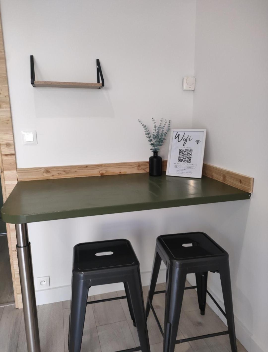 Le Cosy Du Plongeoir - T2 Neuf Avec Vue Sur Le Lac De Serre Poncon Et Grande Terrasse Avec Jardin Savines Extérieur photo